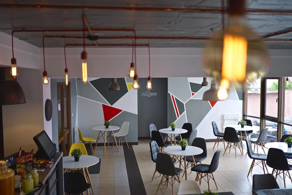 Hotel Oxigen Petroşani Εξωτερικό φωτογραφία