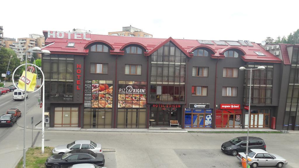 Hotel Oxigen Petroşani Εξωτερικό φωτογραφία
