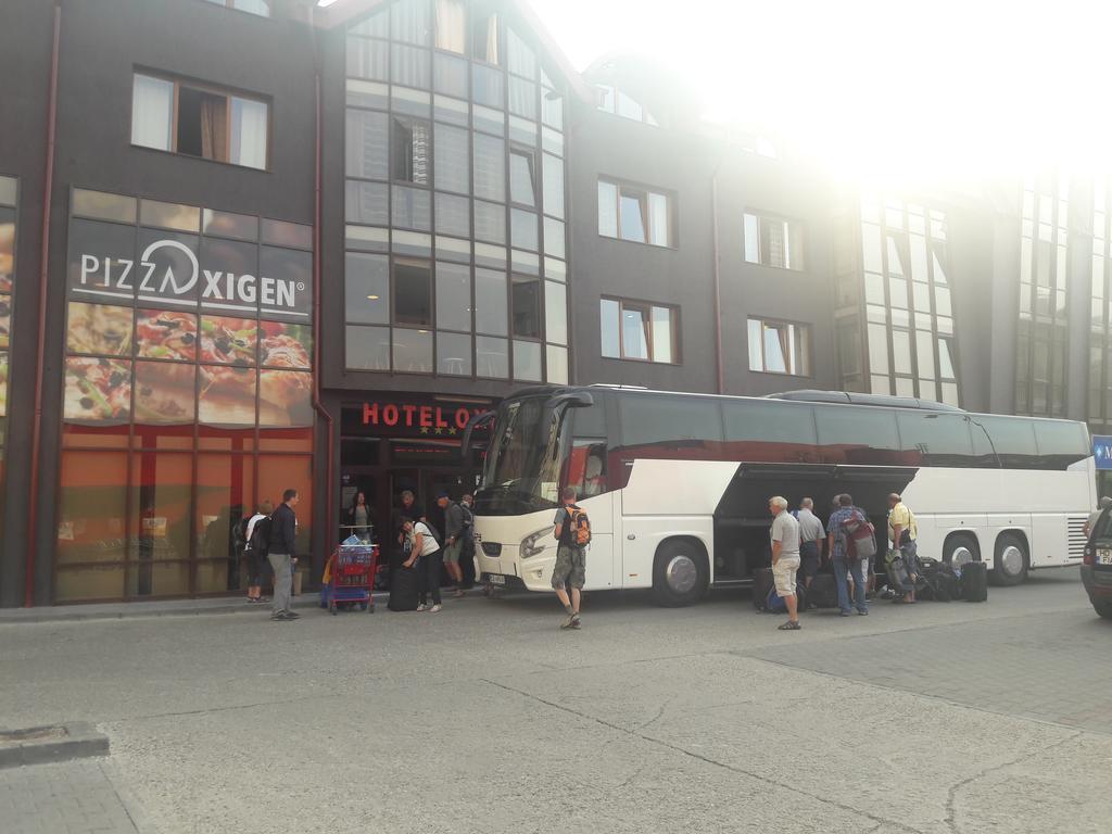 Hotel Oxigen Petroşani Εξωτερικό φωτογραφία