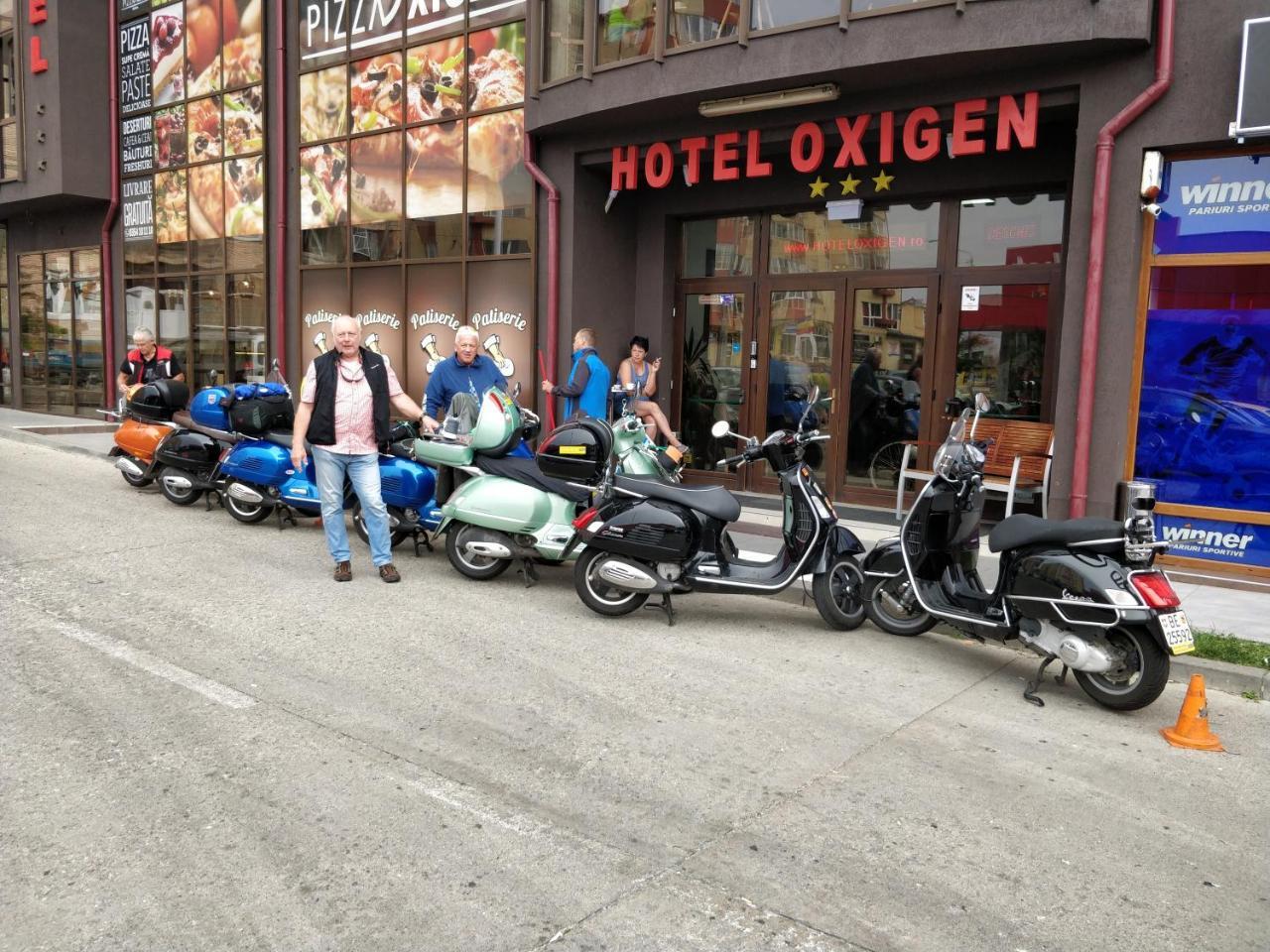 Hotel Oxigen Petroşani Εξωτερικό φωτογραφία